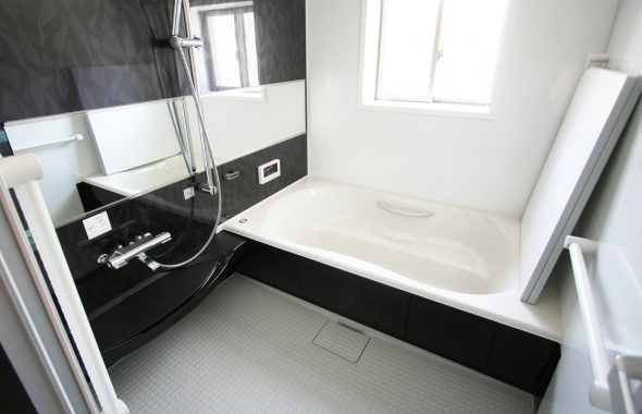 【高槻市浴室リフォーム】タイルからユニットバスへ！費用相場や事例も紹介